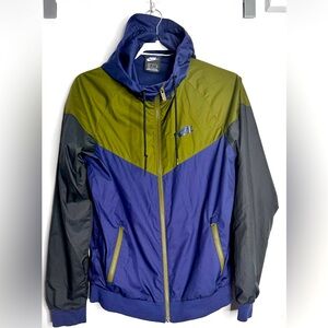 Nike men’s WindRunner jacket.  Size small